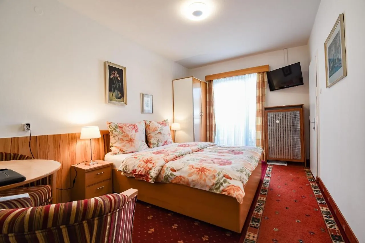 Gartenhotel Garni Pension B&B Innsbruck