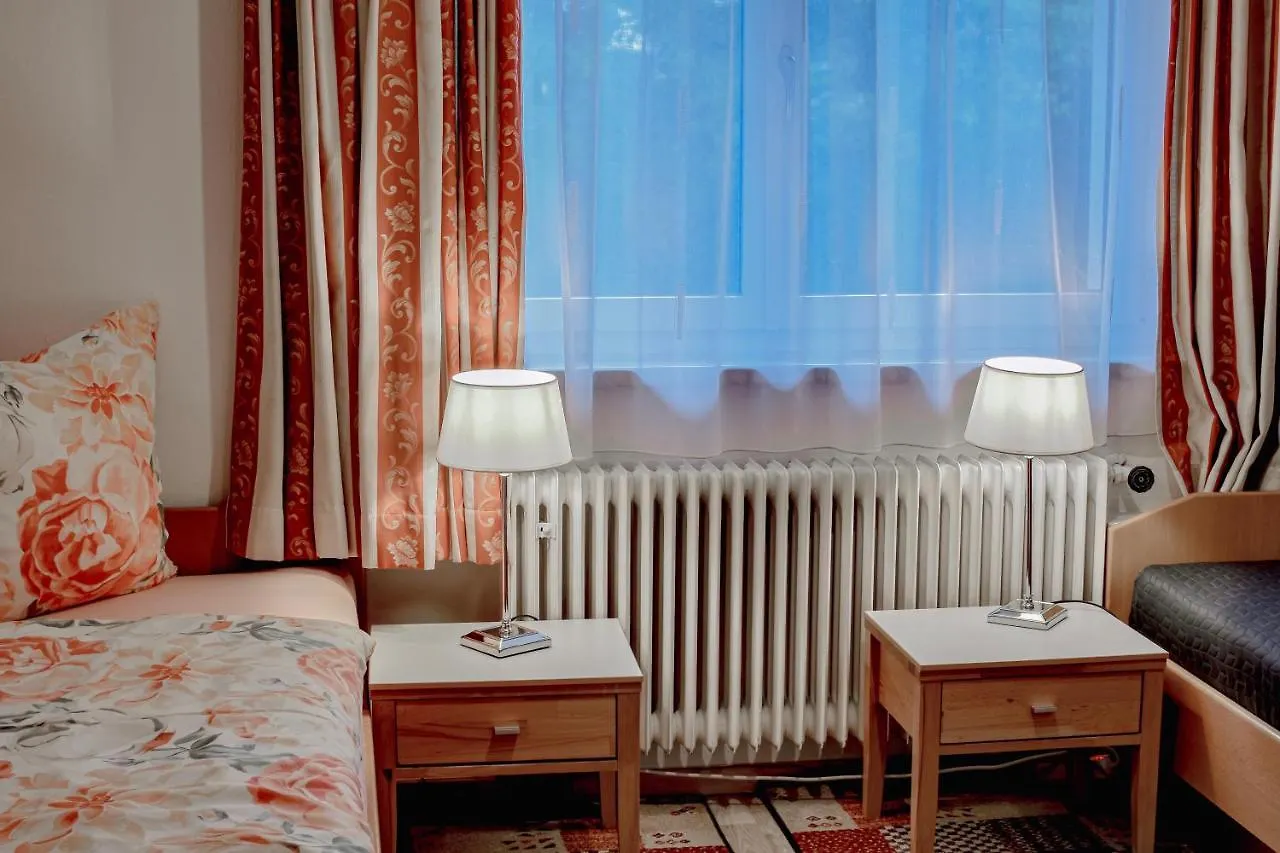 Gartenhotel Garni Pension B&B Innsbruck