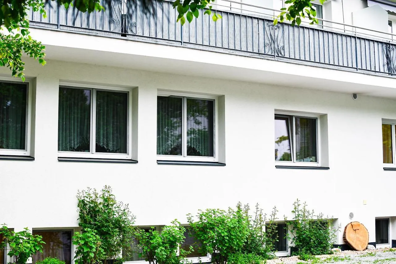 Gartenhotel Garni Pension B&B Innsbruck Austria