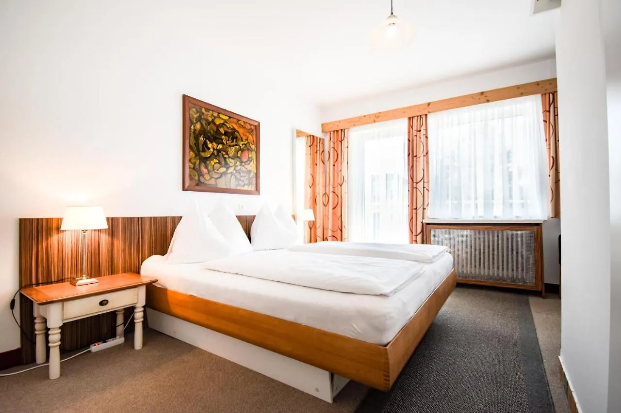 ** Hotel Gartenhotel Garni Pension B&B Innsbruck Austria
